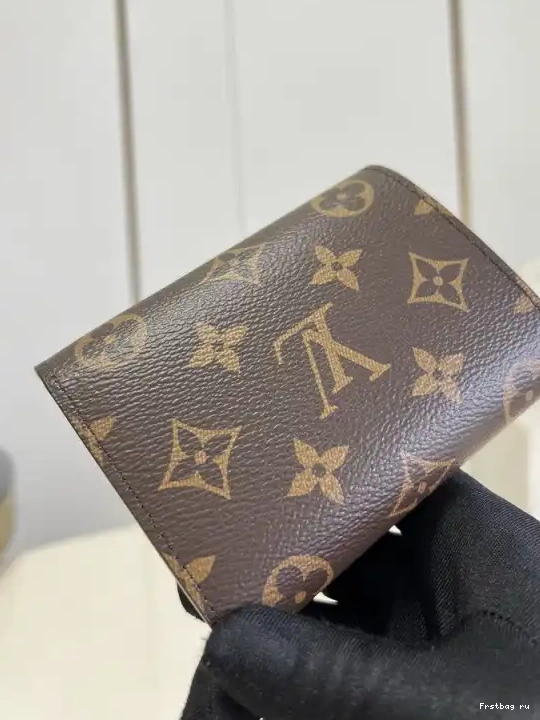 First bag ru Louis Wallet VICTORINE Vuitton 0623